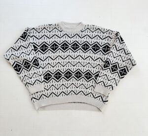 Vintage 90s Studio Winter Crewneck Sweater L
